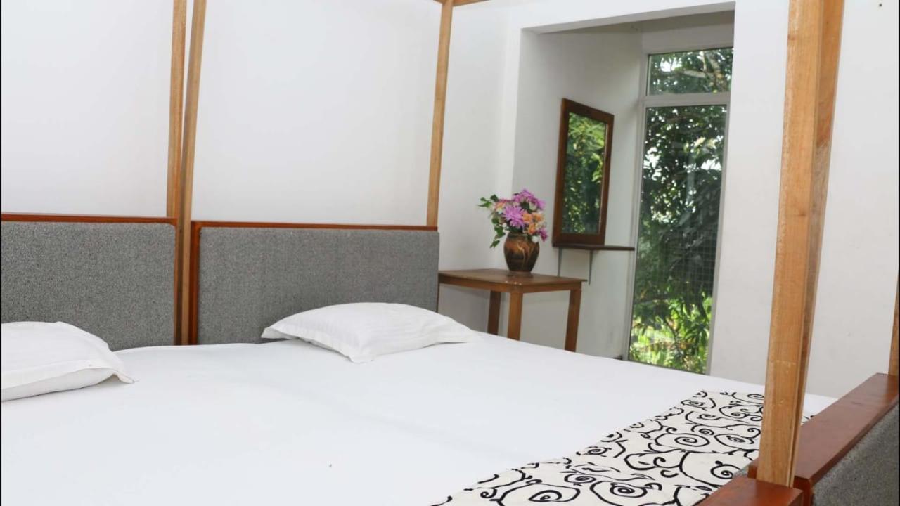 Suisse Villa Kandy Dış mekan fotoğraf