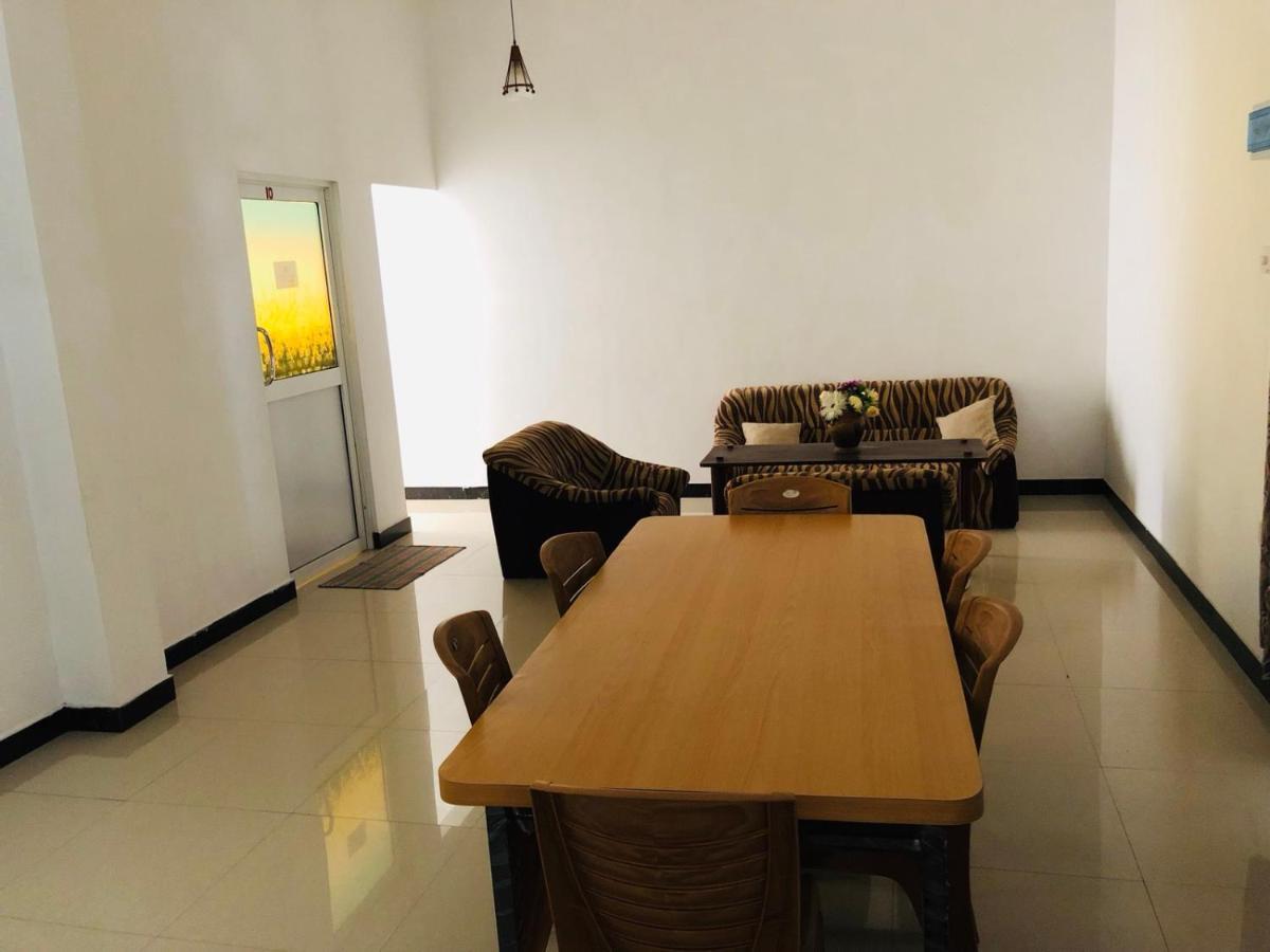Suisse Villa Kandy Dış mekan fotoğraf