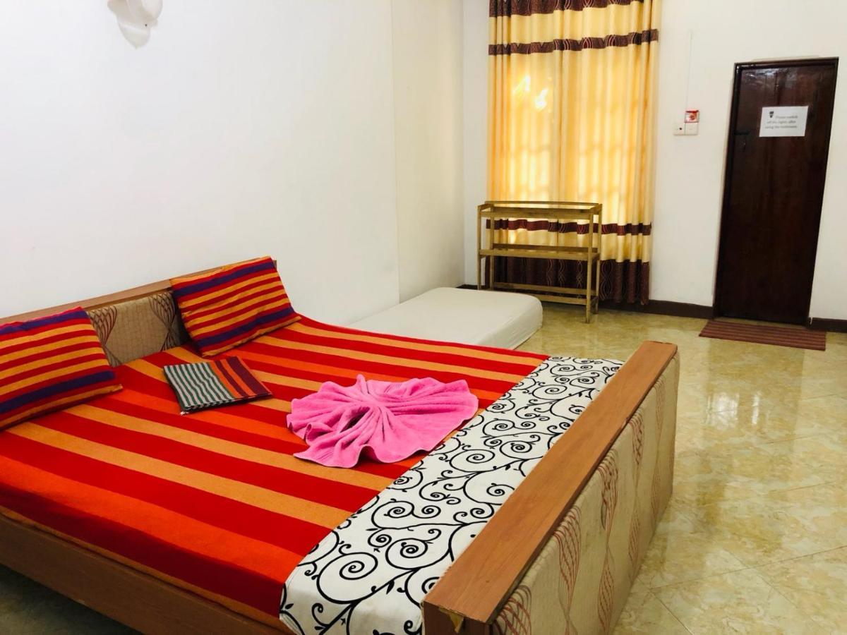 Suisse Villa Kandy Dış mekan fotoğraf